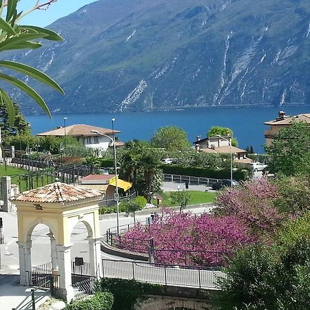 Hotel Villa Grazia Лимоне-суль-Гарда Экстерьер фото