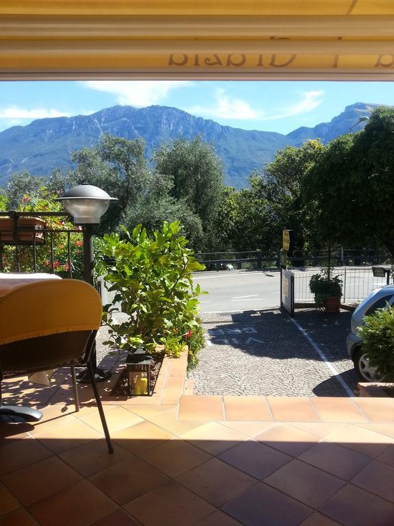 Hotel Villa Grazia Лимоне-суль-Гарда Экстерьер фото